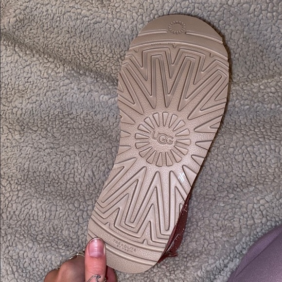 Pink sparkly glitter Bailey bow uggs!! Xmas gift! - Picture 3 of 3